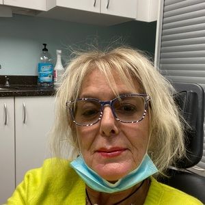 Meet your Posher, Debra